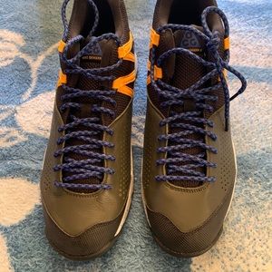 Nike ACG OKWAHN II